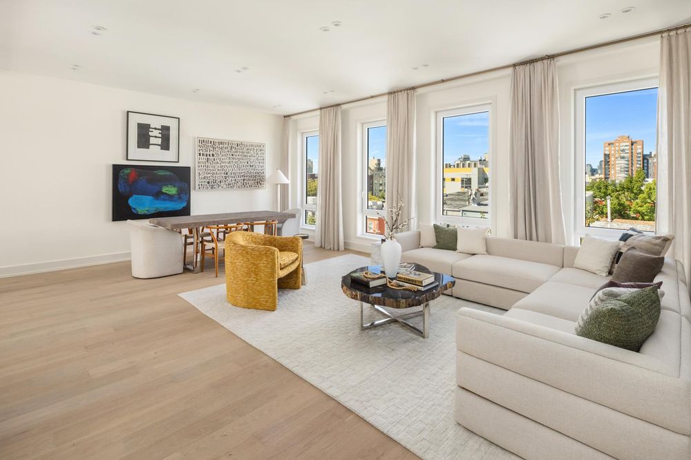 25 CONSELYEA Street #2