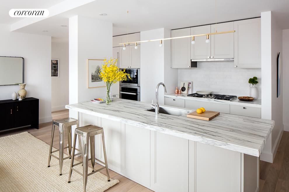 389 E 89TH Street #11G
