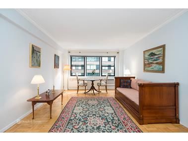 333 E 75th Street #5D