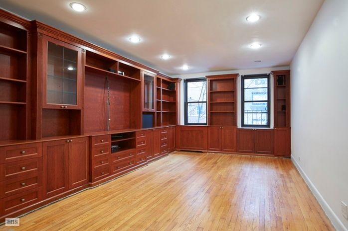 221 E 78TH Street #3AB