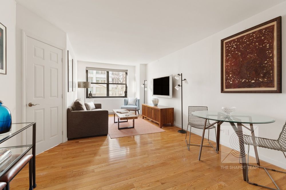 200 E 24th Street #205