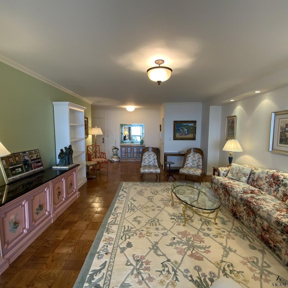 271-10 Grand Central Parkway #26G, Glen Oaks property photo 4