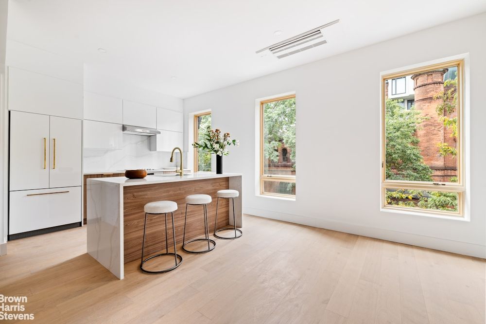 323 S 5TH Street #3