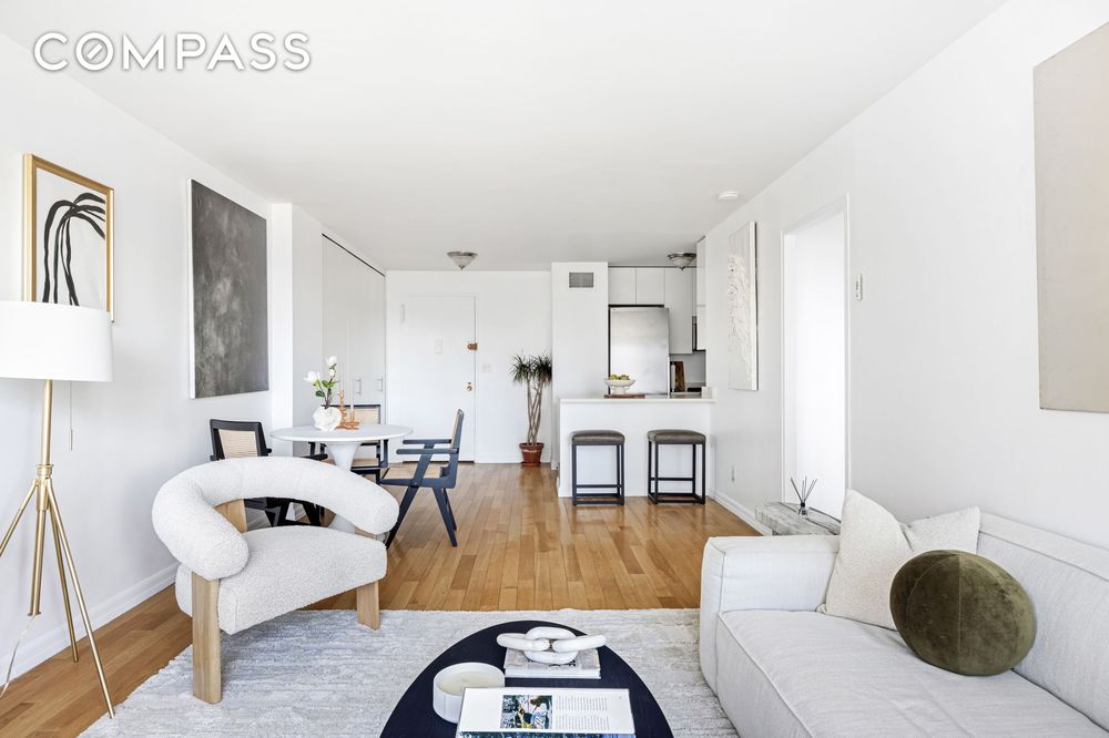 7 E 14th Street #17G, Flatiron property photo 3