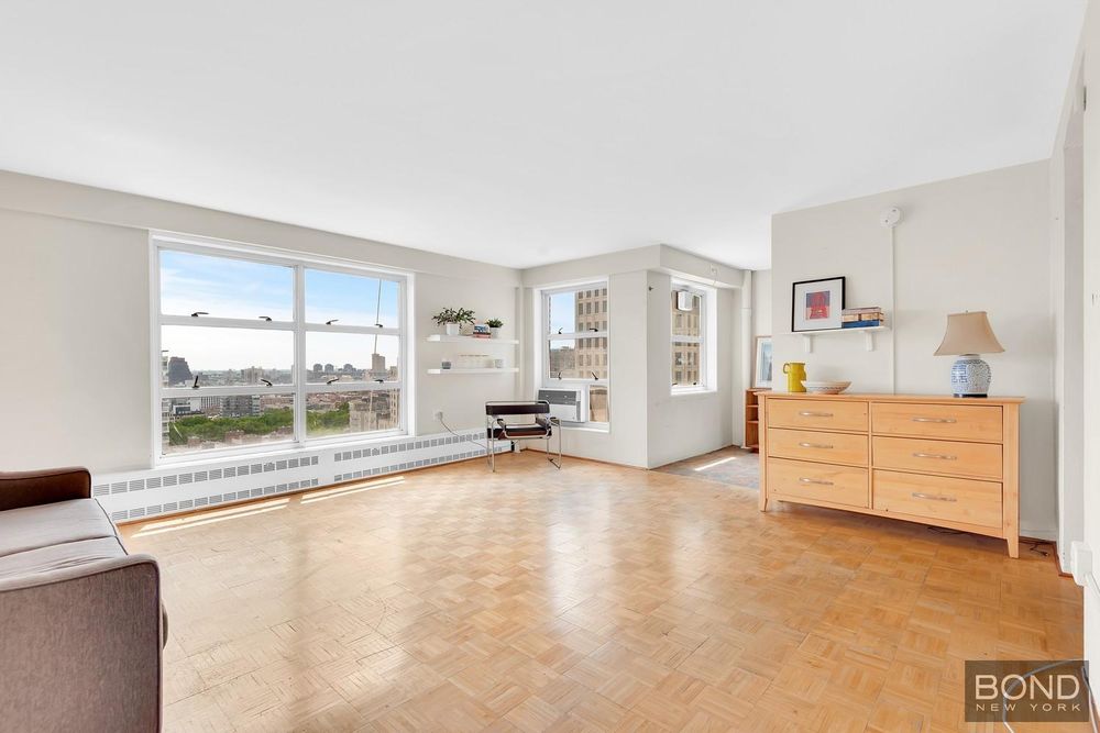 549 W 123rd Street #18E, Morningside Heights property photo 2