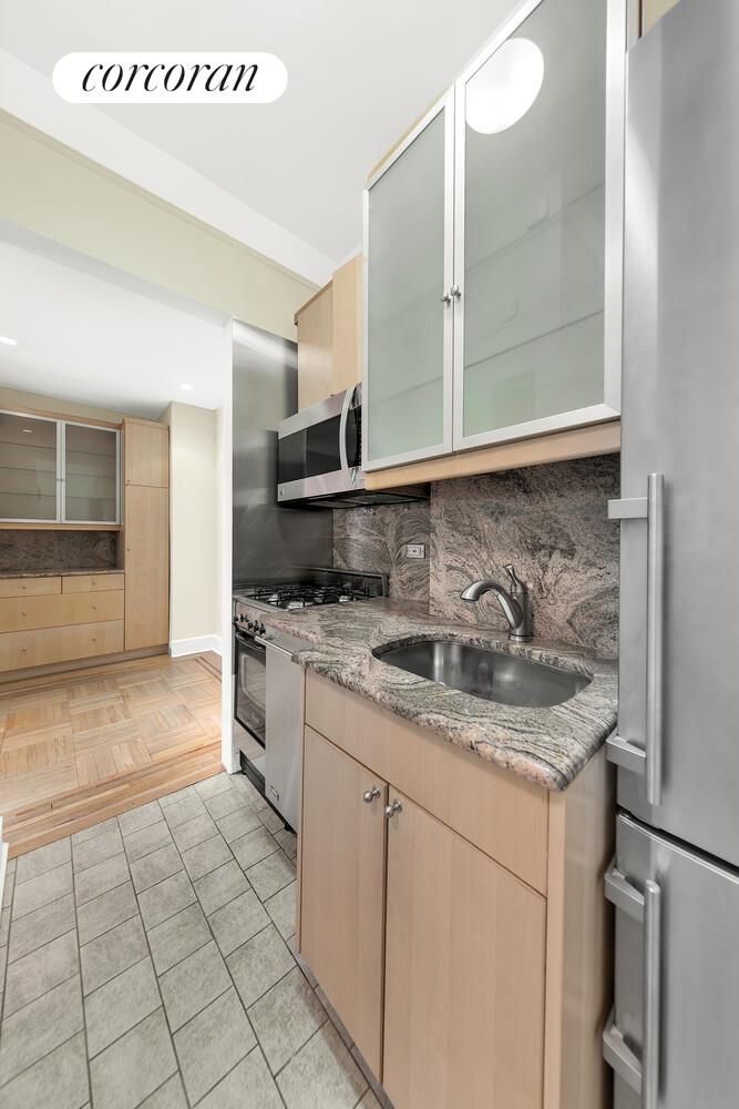 590 W END Avenue #11G, Upper West Side property photo 5