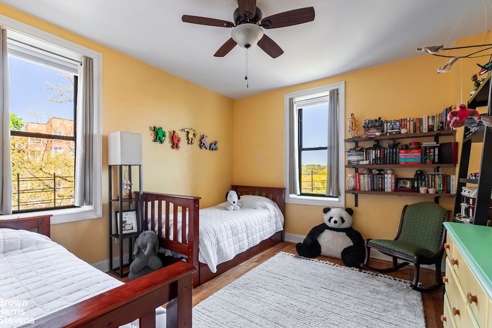 4414 CAYUGA Avenue #1D, Fieldston property photo 4