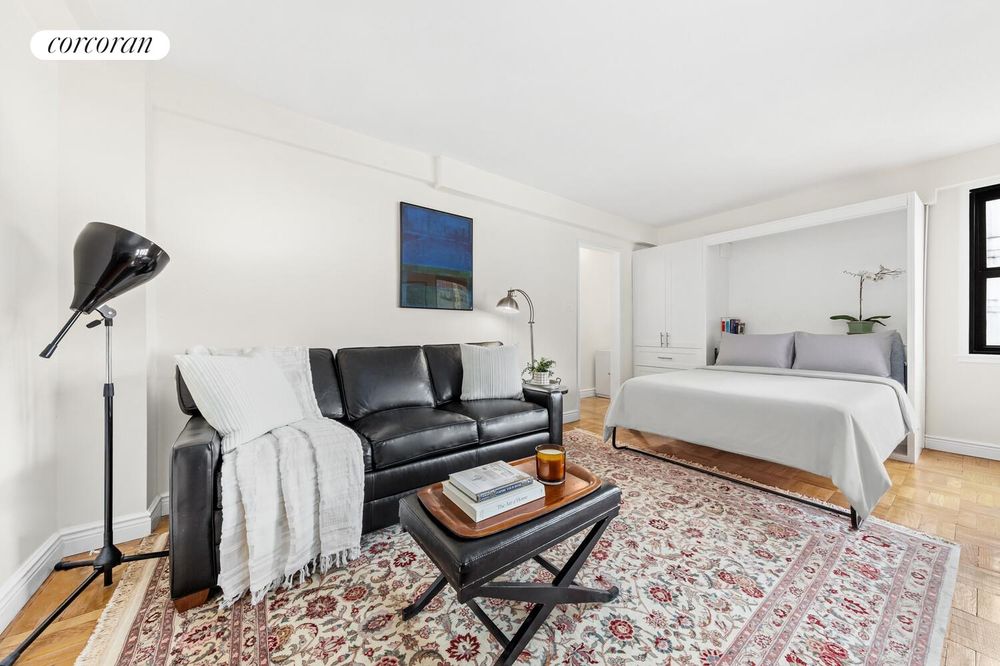 345 E 69TH Street #11A, Lenox Hill property photo 4
