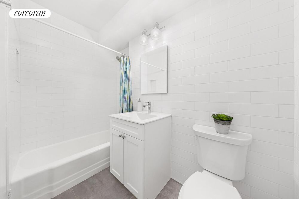345 E 69TH Street #11A, Lenox Hill property photo 6