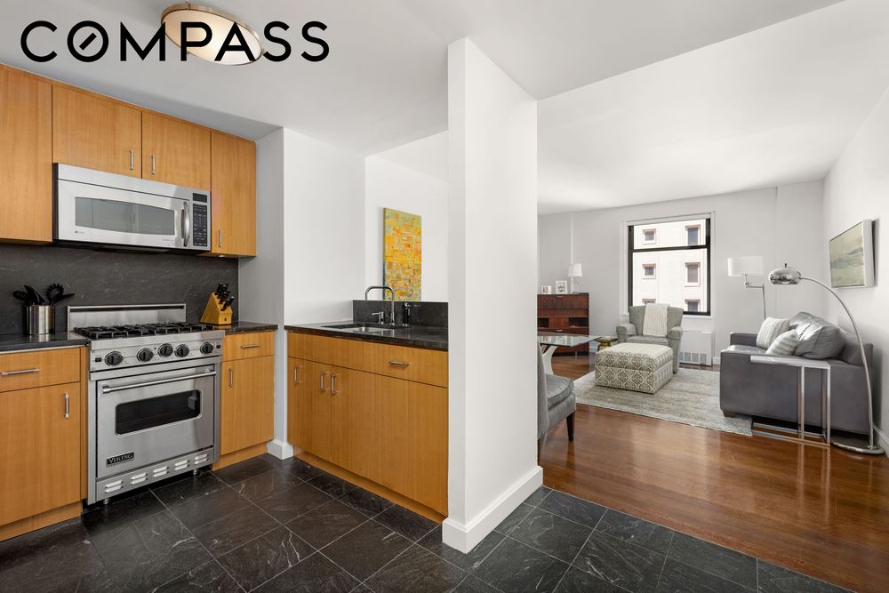 100 W 58th Street #15E, Midtown property photo 5