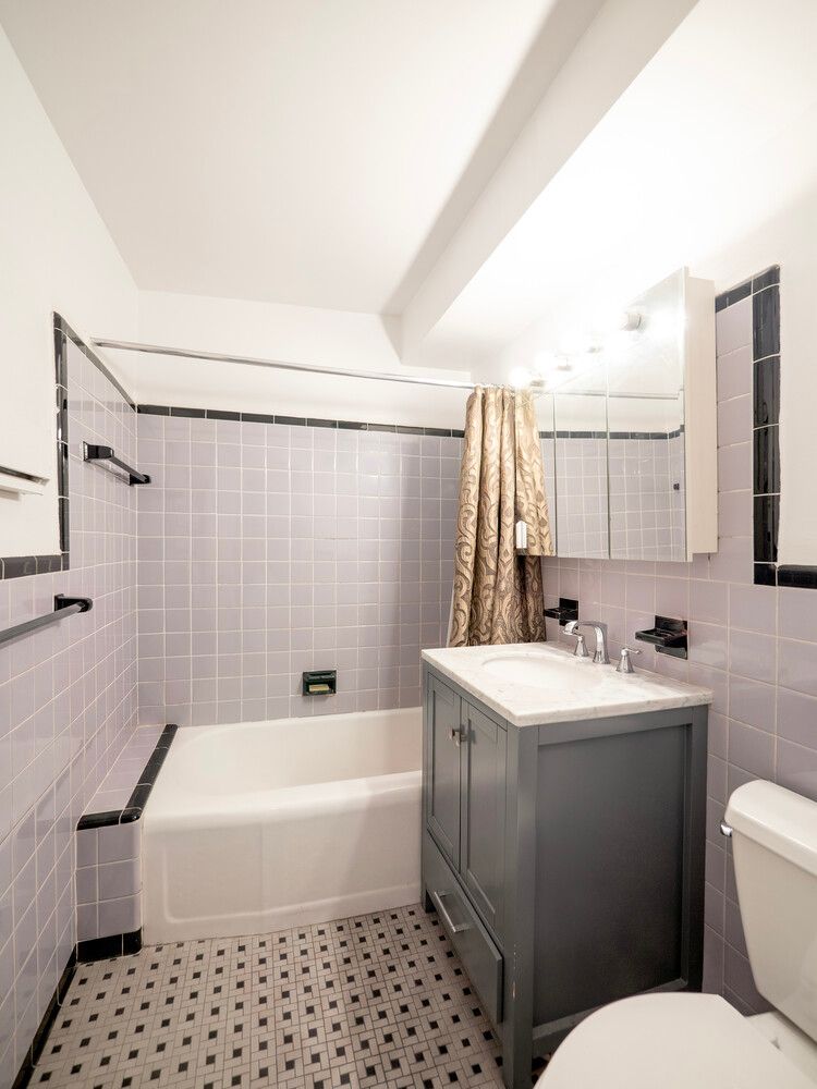 233 E 69TH Street #15O, Lenox Hill property photo 4