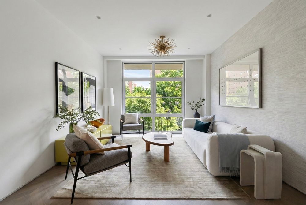350 E 18TH Street #9B