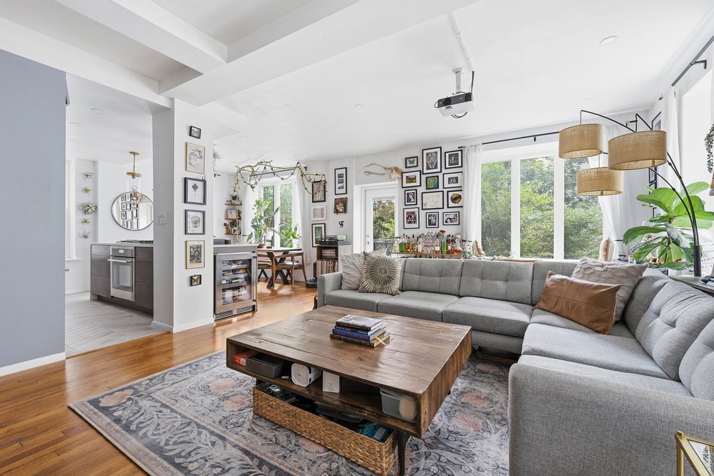 79 W WASHINGTON Place #2R