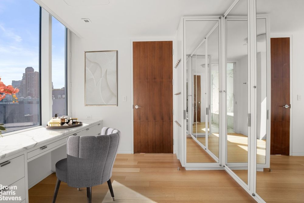 350 W BROADWAY #8, SoHo property photo 5