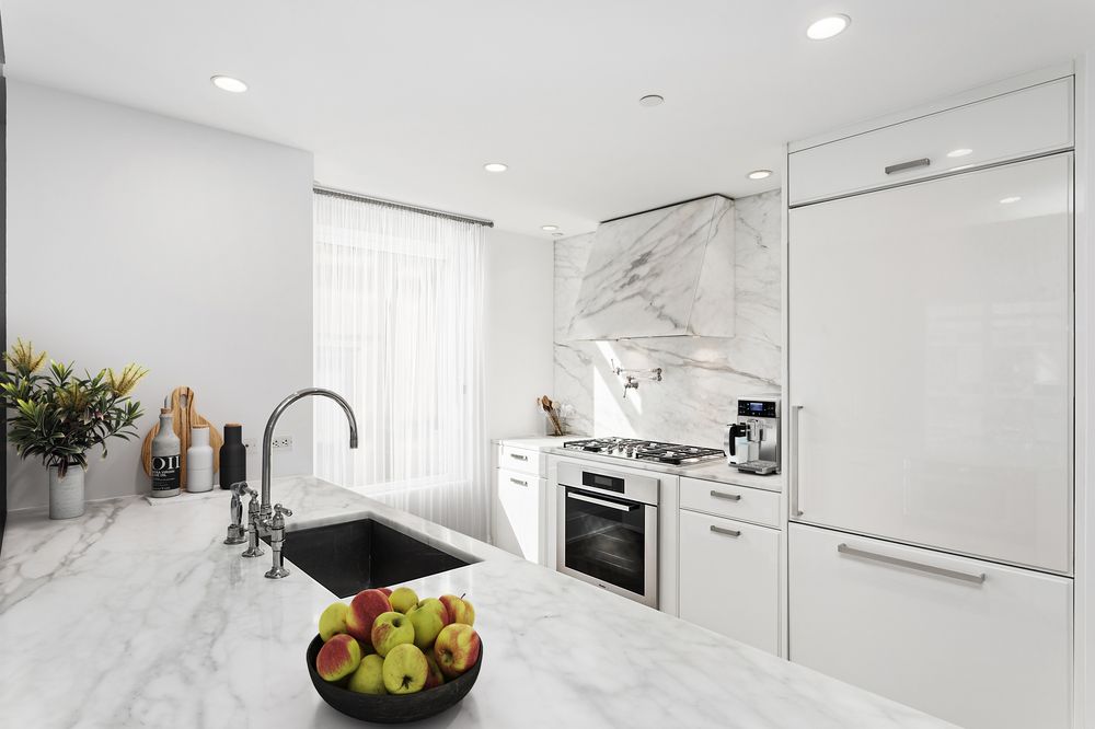 305 E 85TH Street #6C, Yorkville property photo 4