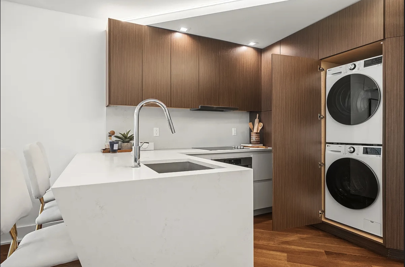 553 West 182nd Street, Apt 3R