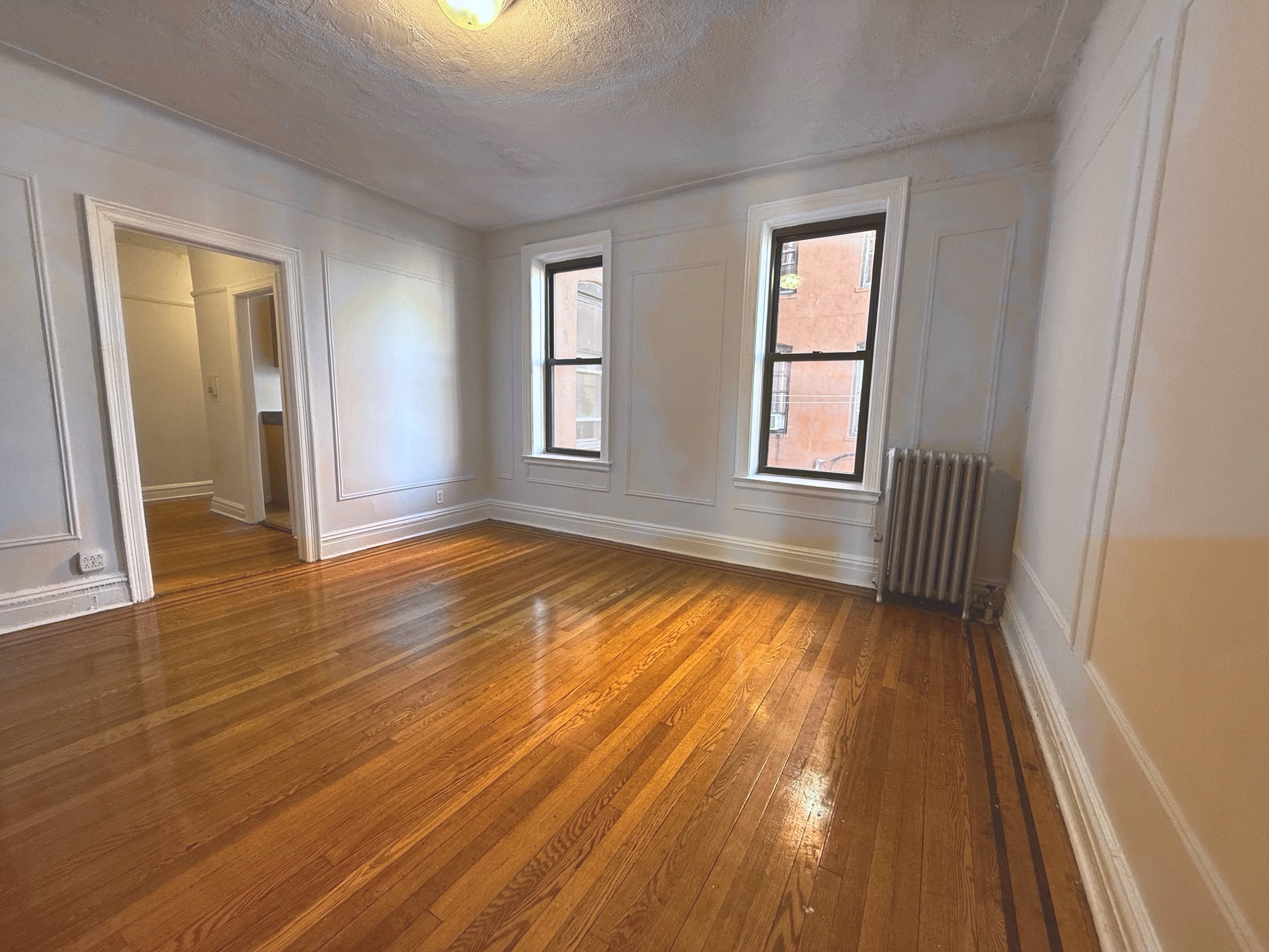 60-72 Madison Street, Apt 2D