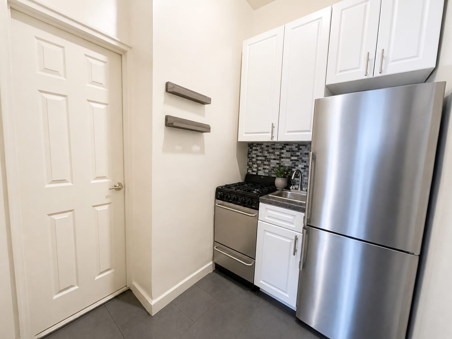 971 Lexington Avenue #4A - Kitchen view